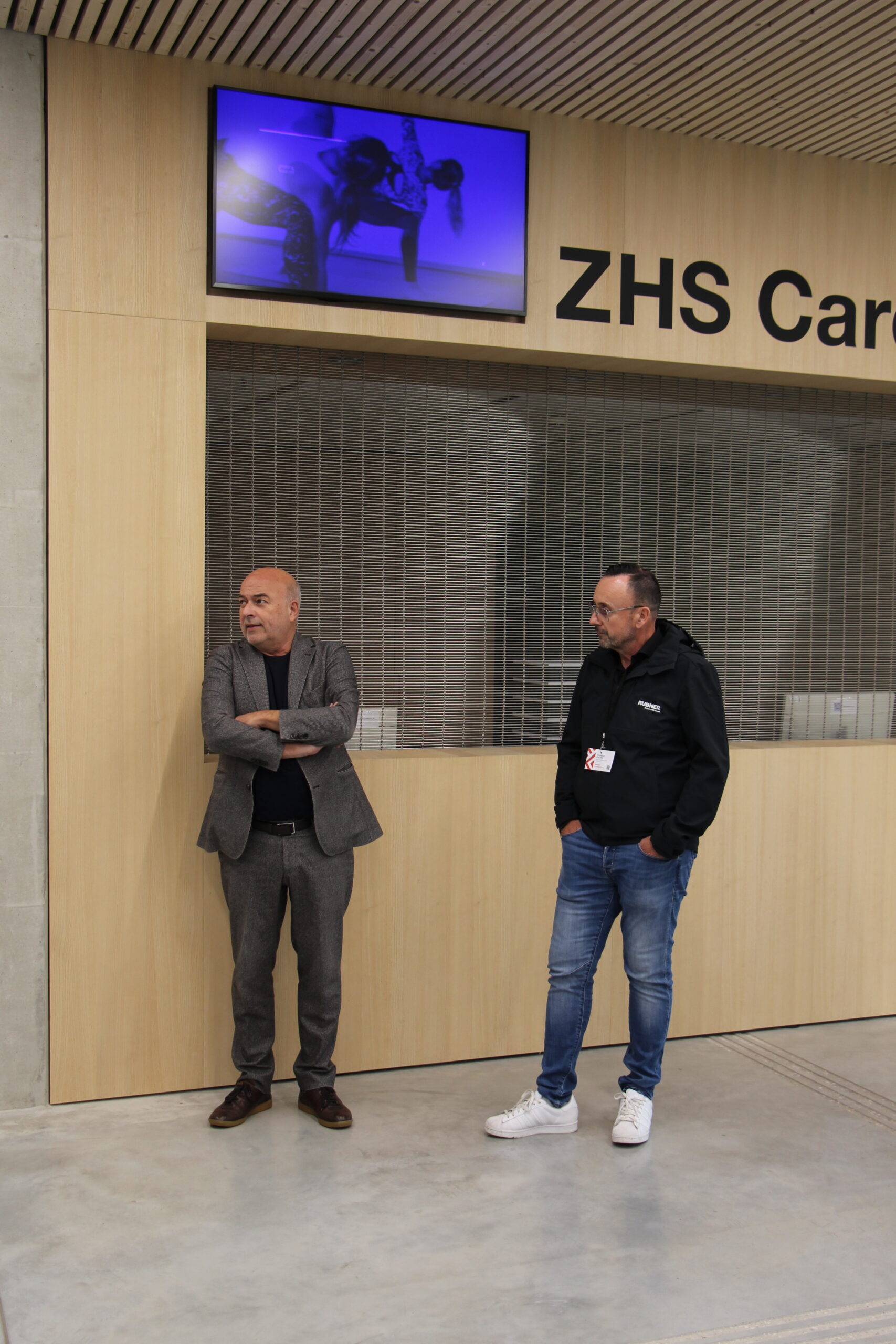 TUM Sportcampus – Much Untertrifaller erklärt Architektur in Holz